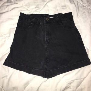 Brandy Melville shorts